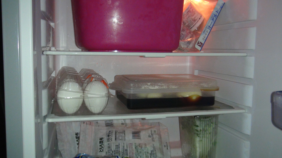 煮卵を冷蔵庫